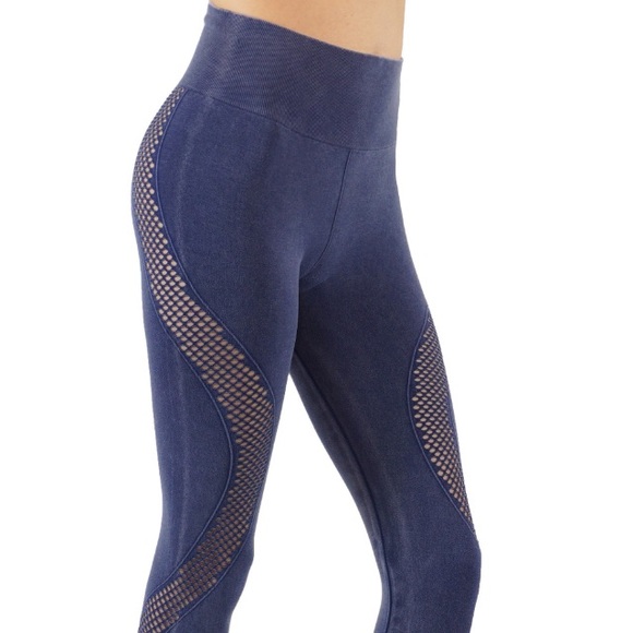 🌟NWT ITZON blue mesh yoga/workout leggings size L - Picture 2 of 4